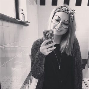 Meet your Posher, Haley